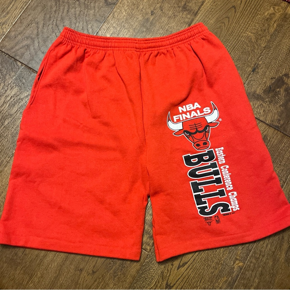 Vintage Trench 90s Chicago Bulls Eastern Conference Champions Shorts Sweats XL